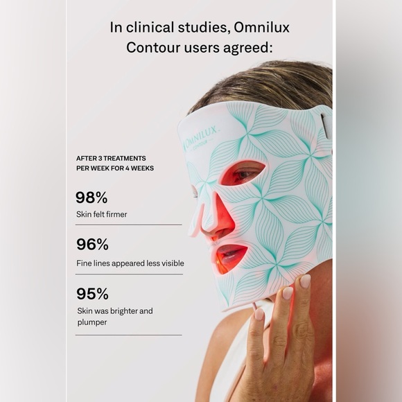 Omnilux face medical-grade LED Light Therapy Mask - Picture 9 of 10